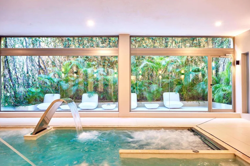 Zafiro Palmanova -62