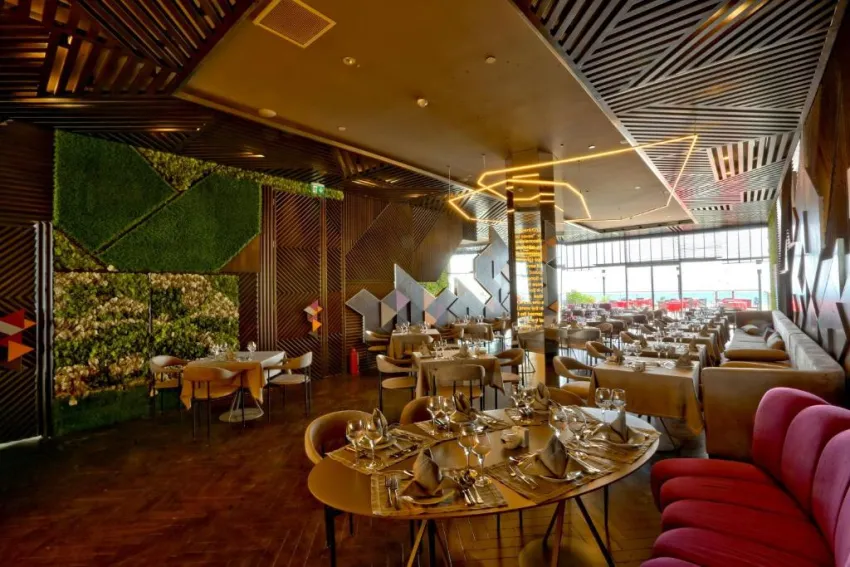 Side Star Elegance 5*-30