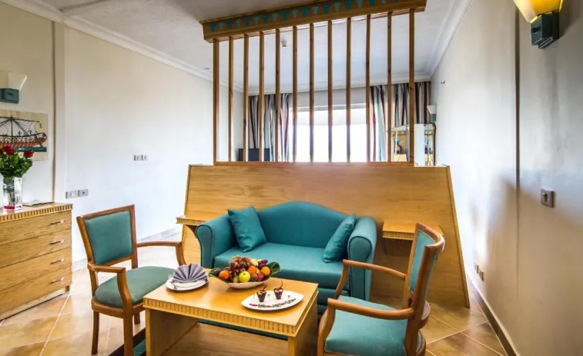 SEAGULL BEACH RESORT  4*-8