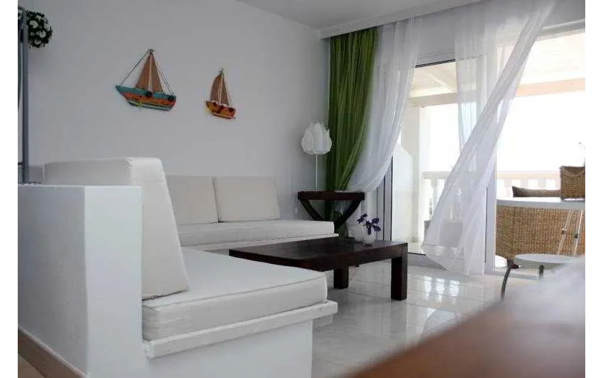 Gerakas Belvedere 4*-8