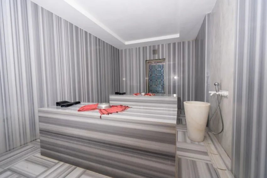 LARA BARUT COLLECTION  5*-42