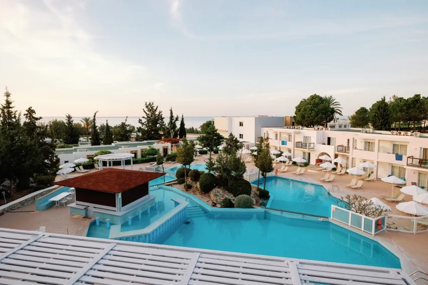 Kiotari Miraluna Beach Resort 4*-2