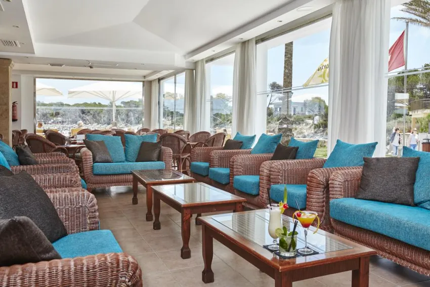 Universal Hotel Marques 4*-59