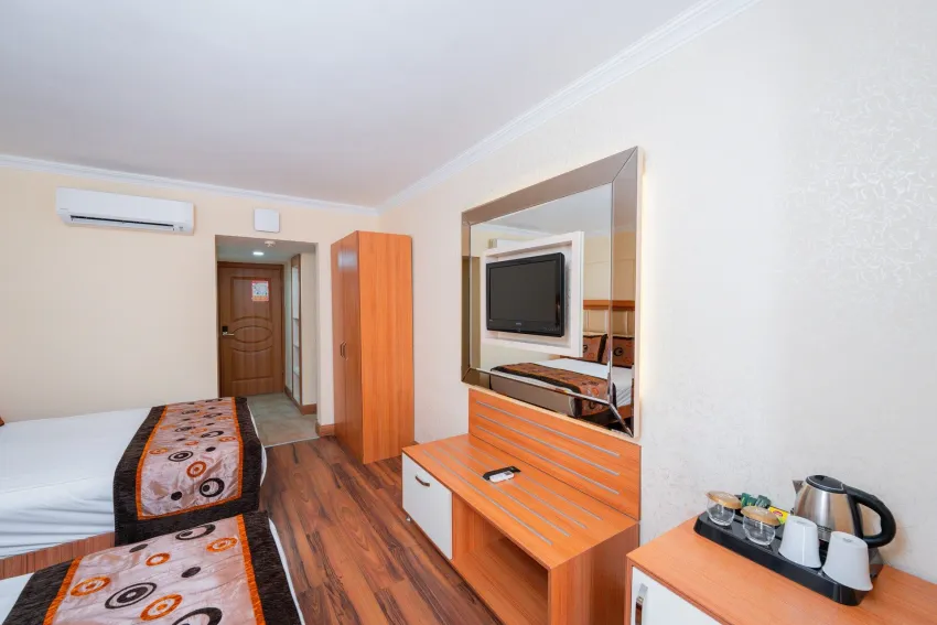 Oz Hotels Incekum Beach 5*-5