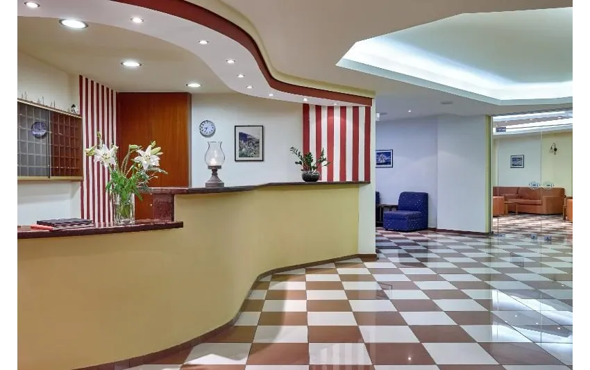 Noble Hotel and Suites 5*-4