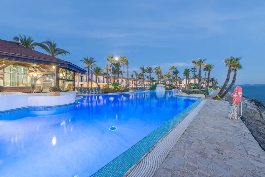 Botel Alcudiamar 4*-42