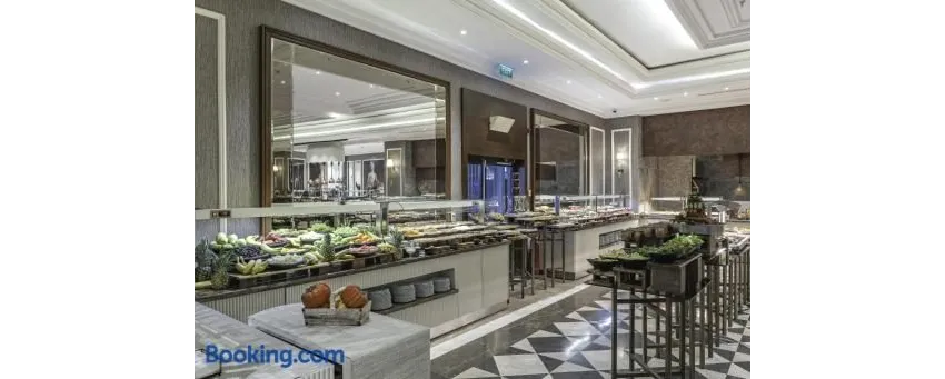 Lord's Palace Hotel SPA Casino 5*-1