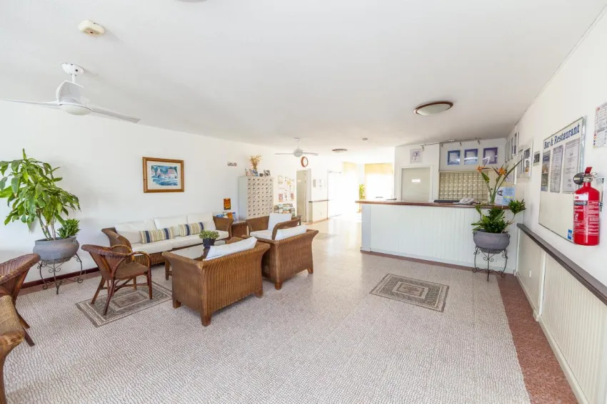 Andreotis Apartments 3*-7