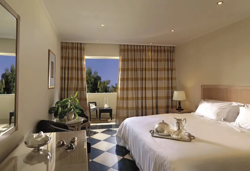 Out Of The Blue Resort 5*-7