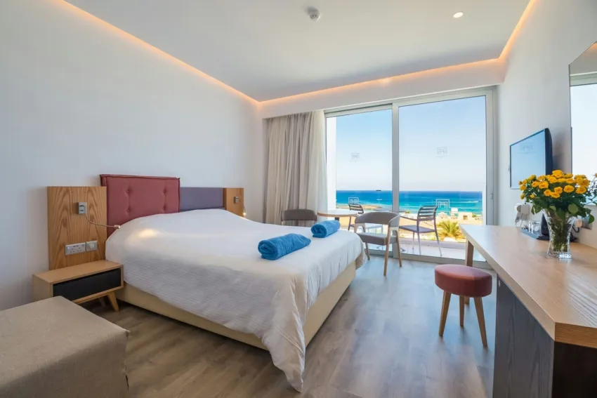 Protaras Plaza Hotel 3*-9