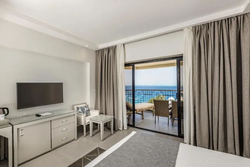 SUNRISE HOLIDAYS RESORT (ADULTS ONLY 16+)  5*-14