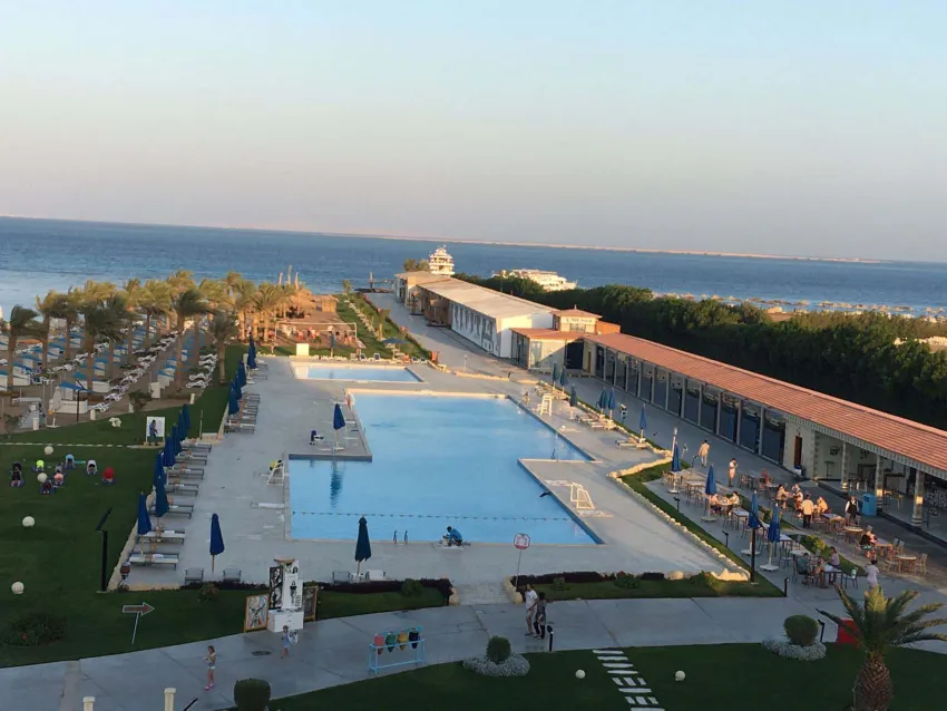 Gravity Hotel Aqua Park Hurghada 5*-1