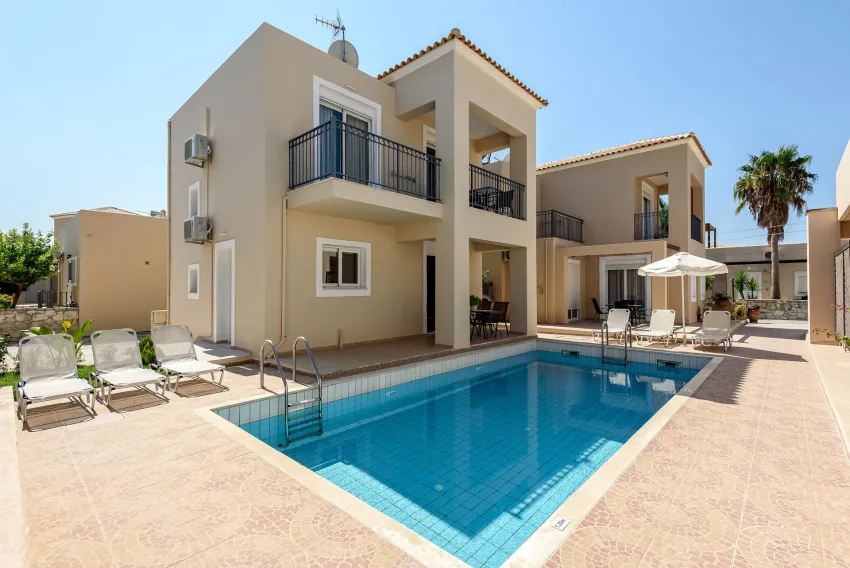 Azure Beach Villas 3*-8