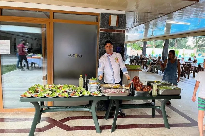 Alexius Beach Hotel 4*-9