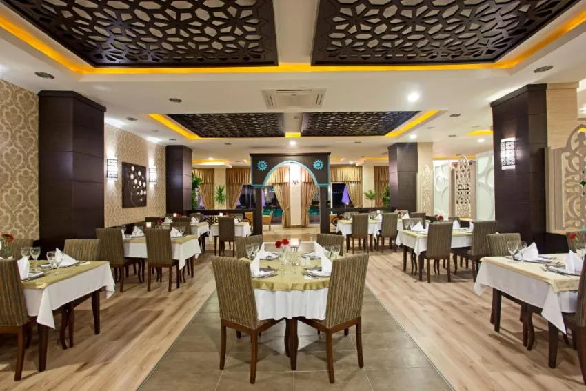 TITAN SELECT HOTEL  5*-11