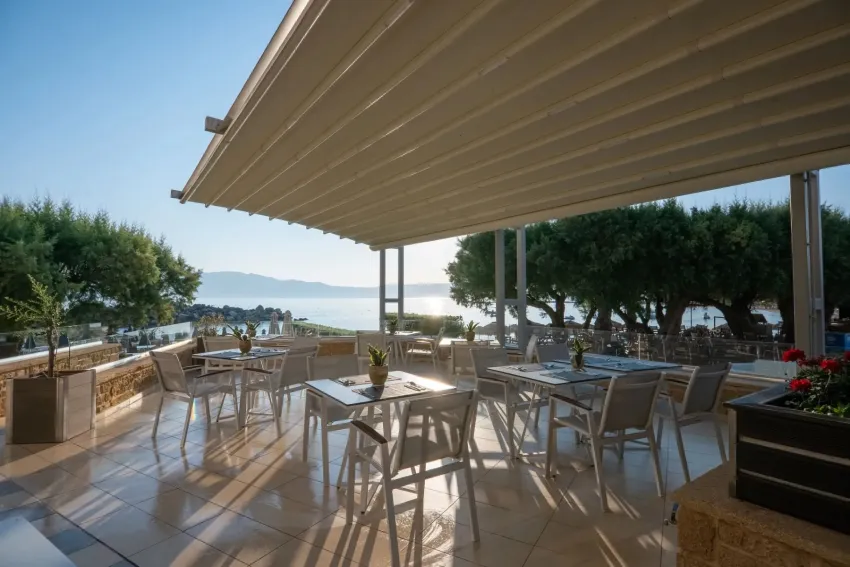 Molos Bay Hotel 4*-5