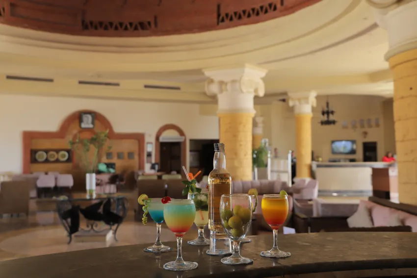 Utopia Beach Club 4*-10