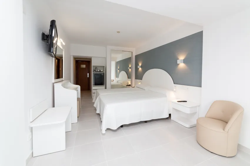 Reverence Life Hotel 4*-69