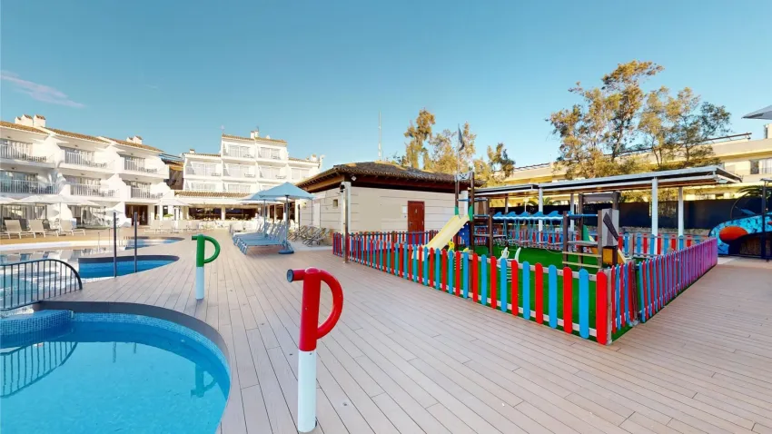 Cas Saboners Aparthotel 3*-5