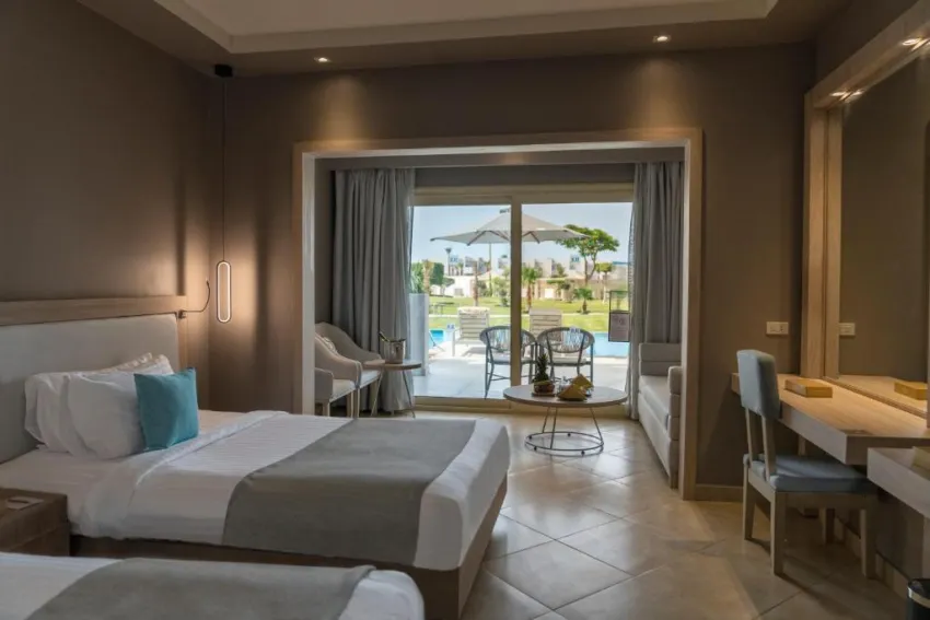 SUNRISE CRYSTAL BAY RESORT  5*-50