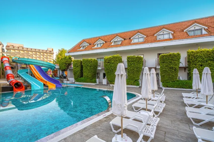 SIDE STORY RESORT & SPA  4*-4