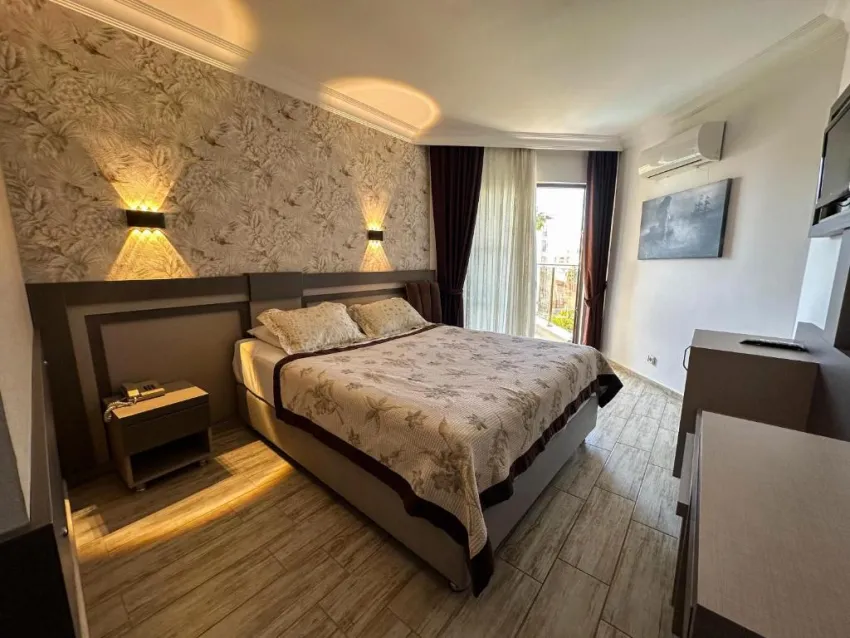 MONTE CARLO HOTEL  4*-9