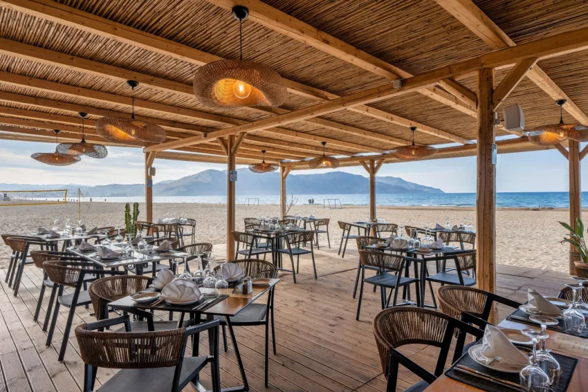 GEORGIOUPOLIS SUITES 5*-24