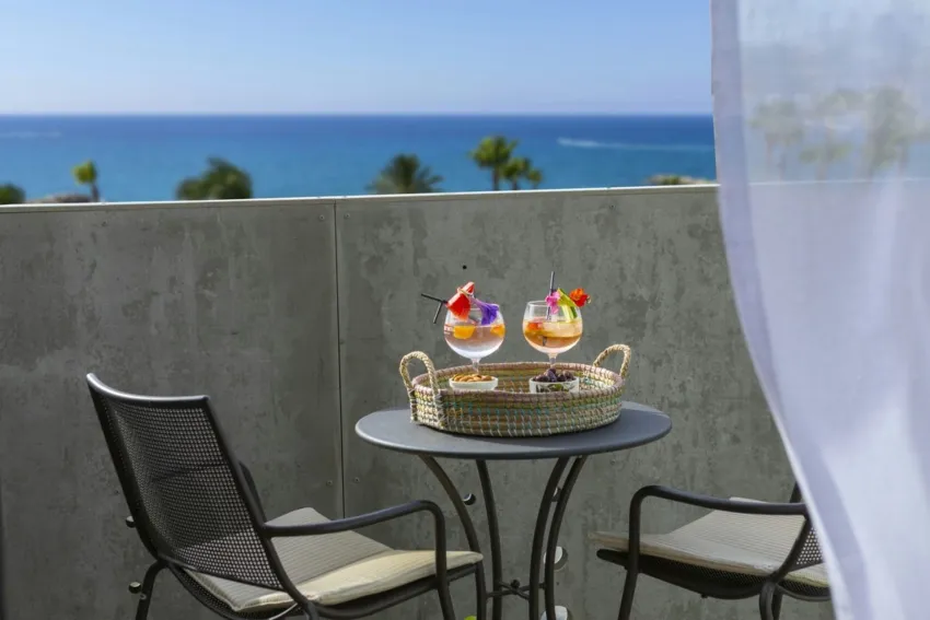 Anemi Hotel & Suites 4*-21