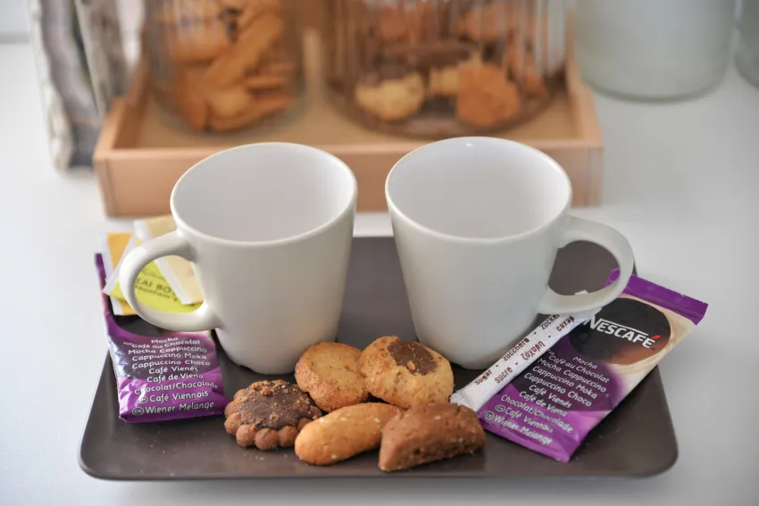 ANNA APARTMENTS 3*-10