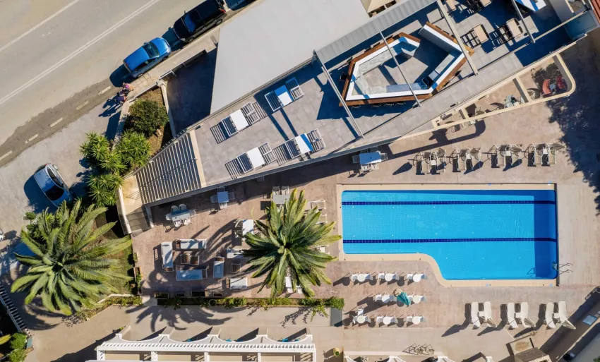 Karras Grande Resort 4*-5