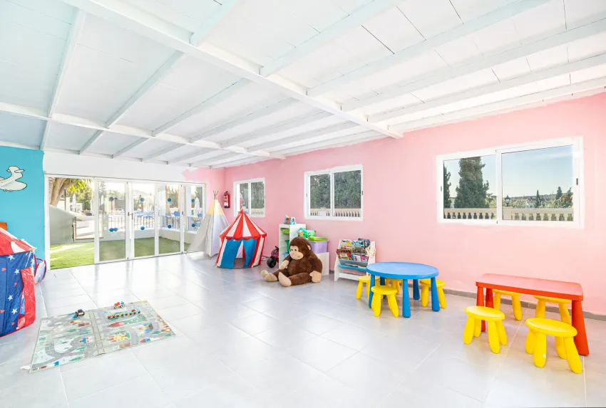 Holiday Center Apart 3*-32