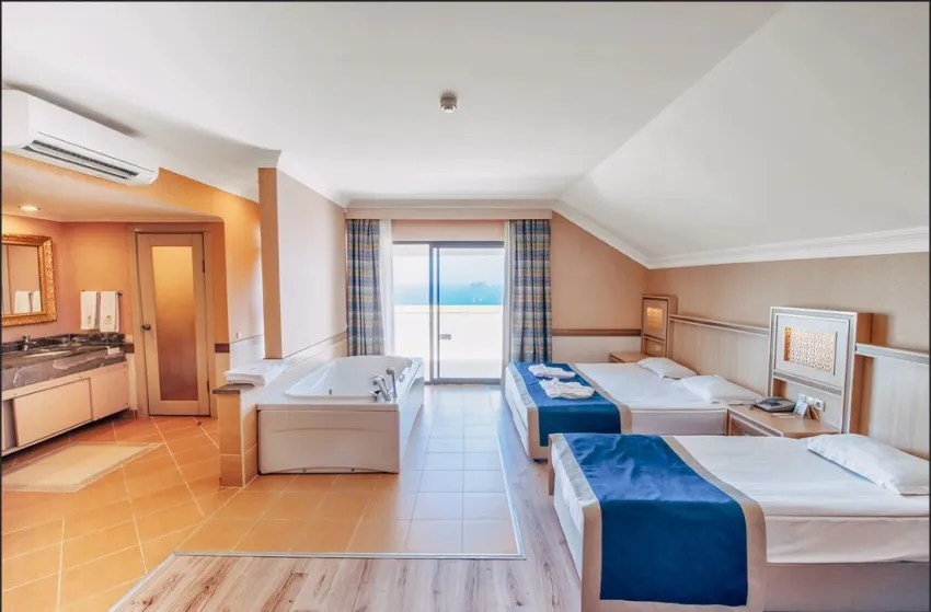 Utopia World Hotel 5*-32