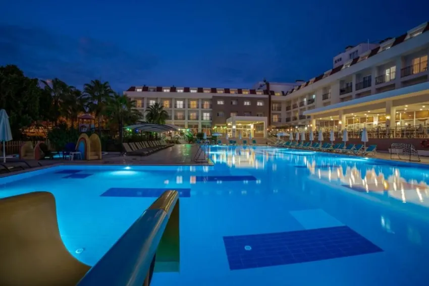 WHITE LILYUM HOTEL  4*-29