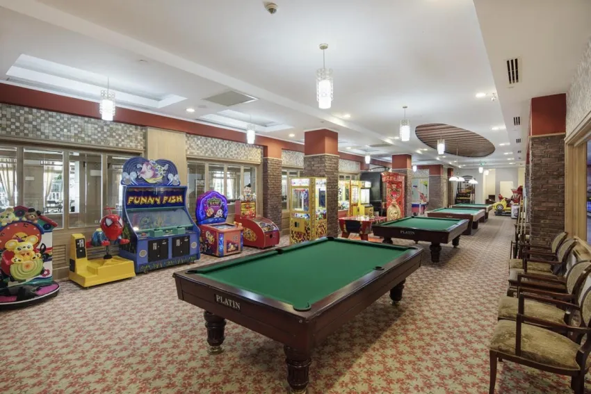 Alba Queen Hotel 5*-6