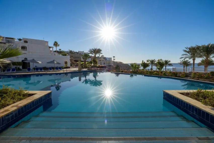CONTINENTAL PLAZA RESORT & AQUAPARK  4*-18