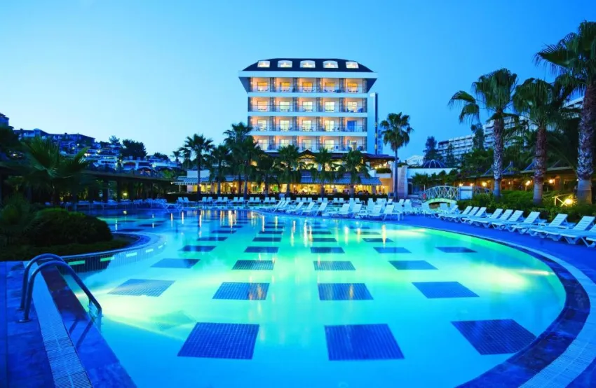 TRENDY HOTELS PALM BEACH  5*-8