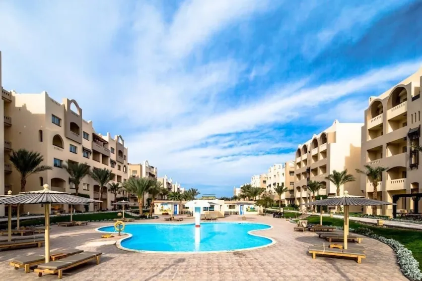 El Karma Aqua Beach Resort 4*-2