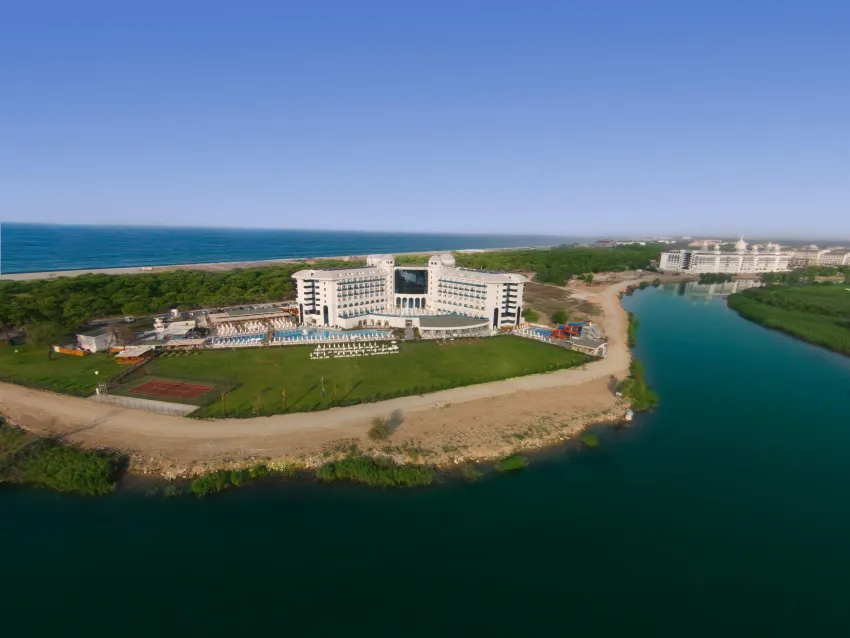 Water Side Resort & Spa 5*-4