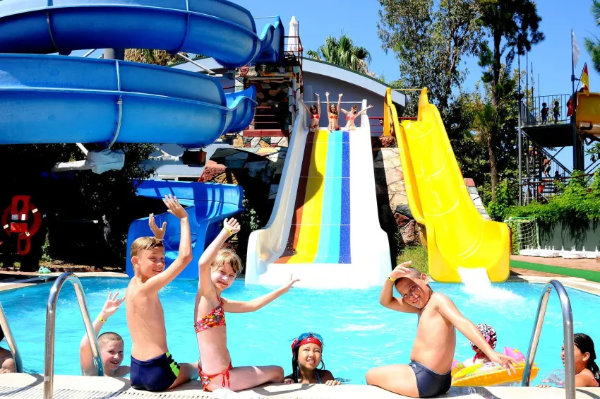 Holiday Park Resort 5*-4