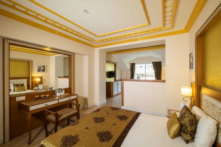 DIAMOND EXCELLENCE RESORT SPA (EX. CRYSTAL PALACE)  5*-62