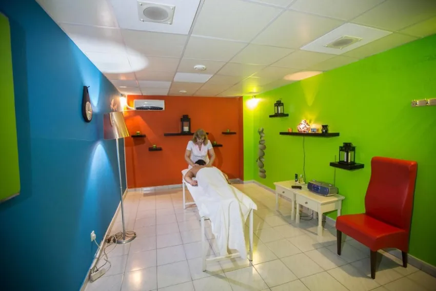 Tsokkos Beach Hotel 4*-9