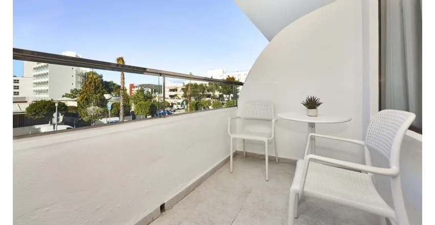 Globales Torrenova Adults Only 3*-13