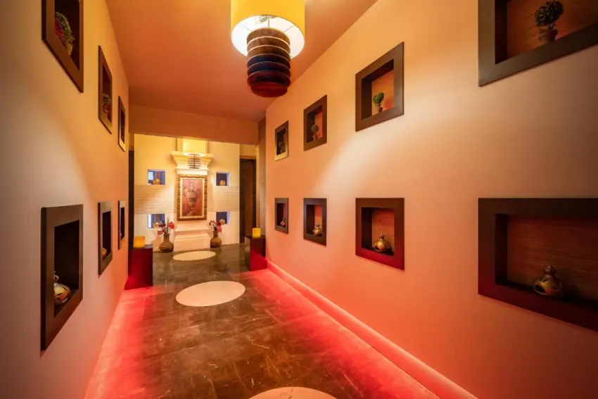 GRAVEL HOTELS SELECT  5*-18