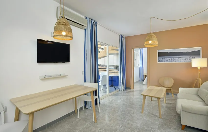 Lunamar Palmanova Apartments -11