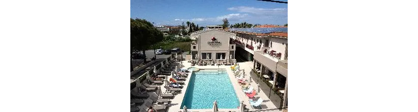 Canadian Hotel 3*-1