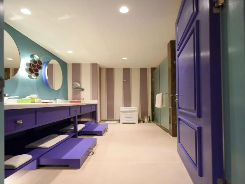 THE LAND OF LEGENDS KINGDOM HOTEL  5*-39