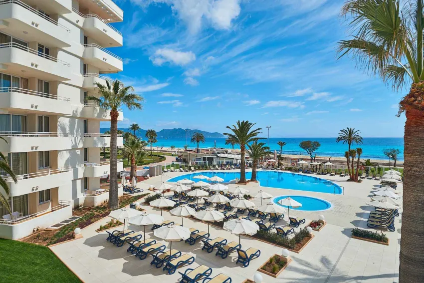 Mercedes Hipotels 4*-18