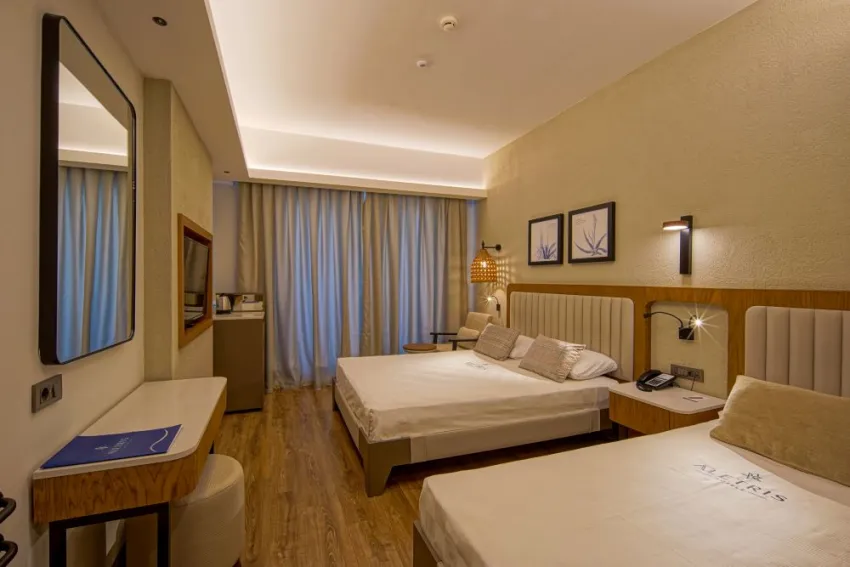 ALETRIS DELUXE HOTEL & SPA  5*-24