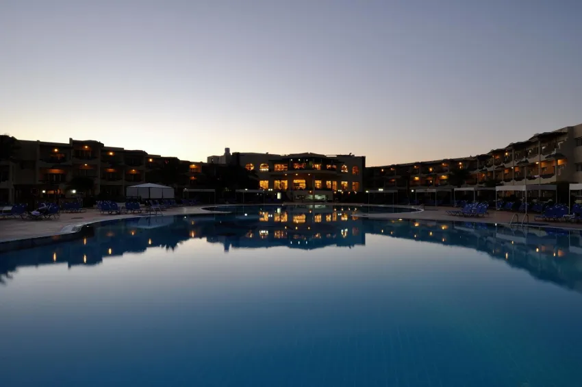 Grand Oasis Resort 4*-2