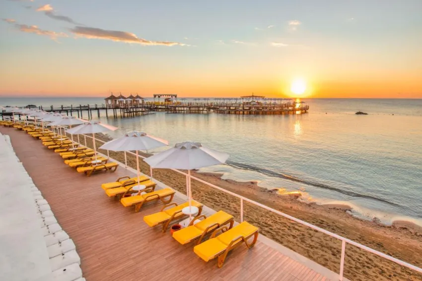 SALAMIS BAY CONTI HOTEL & CASINO  5*-13